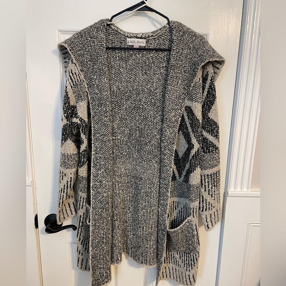 Knox Rose Size Small Cardigan